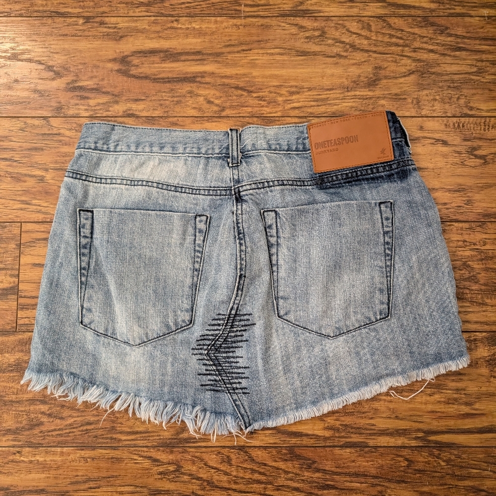 One Teaspoon Distressed Denim Mini Skirt - Picture 6 of 8